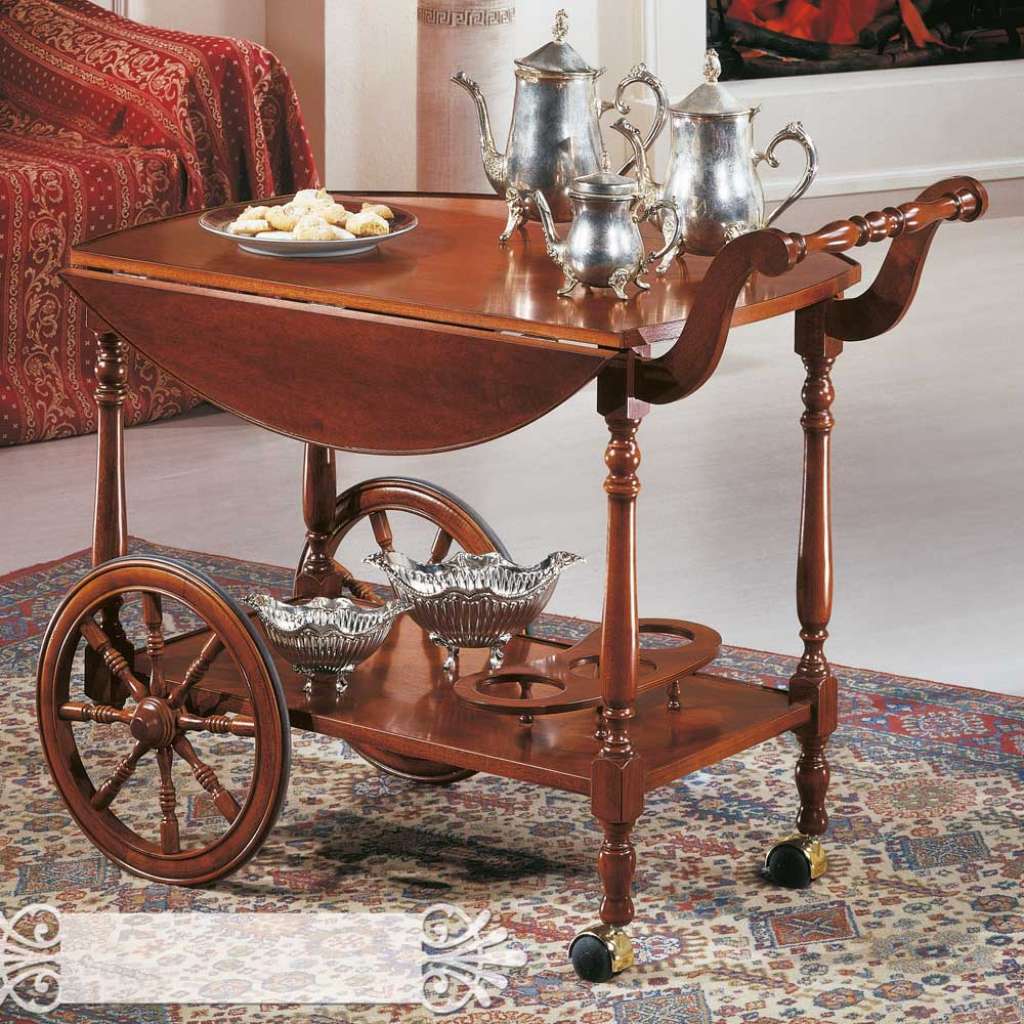 Servierwagen mit großen Rädern italienischen Design