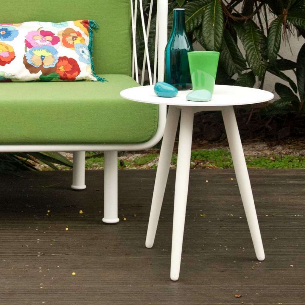 Runder Sofatisch in Weiß Stahl