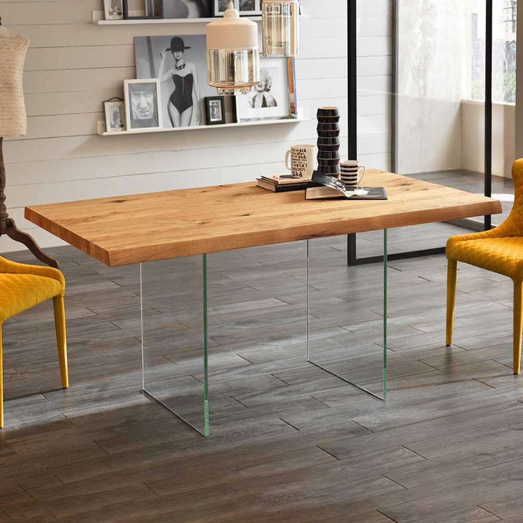 Tisch mit Glaswangen Eicheplatte
