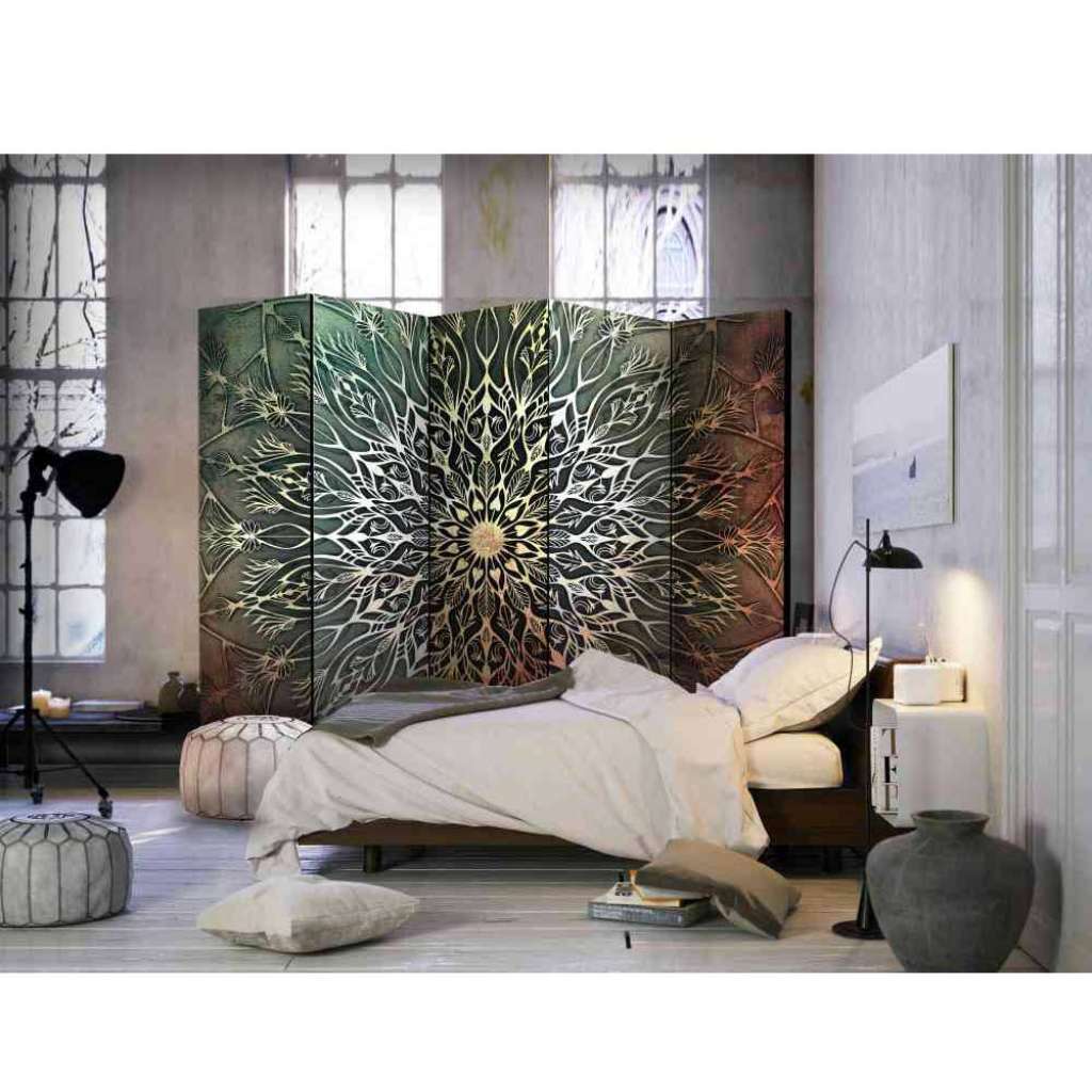 Spanische Wand mit Mandala Muster Grün und Weiß
