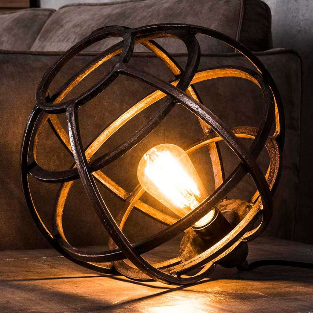 Design Tischleuchte in Kupferfarben Metall