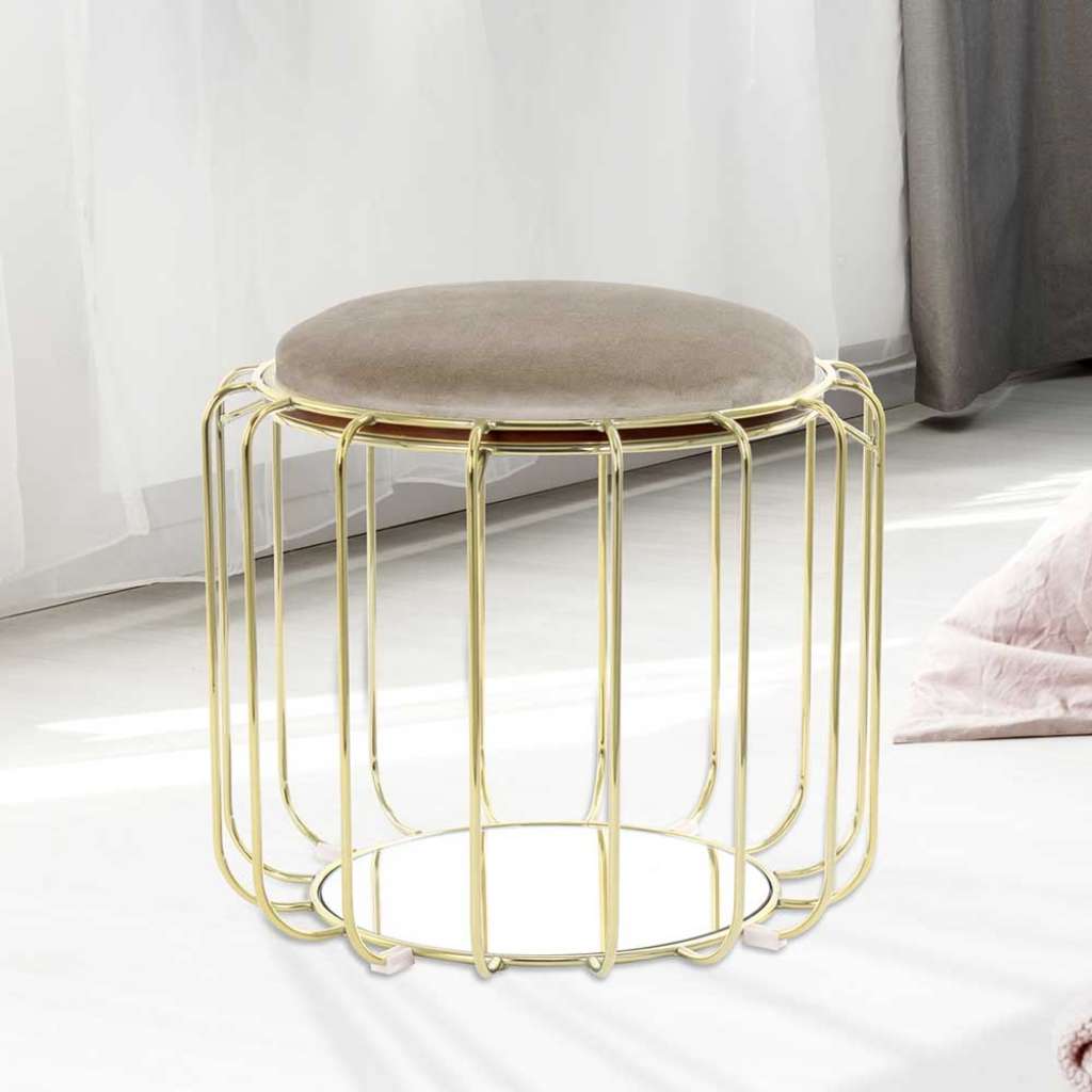 Samt Polsterhocker in Taupe Metallgestell in Goldfarben