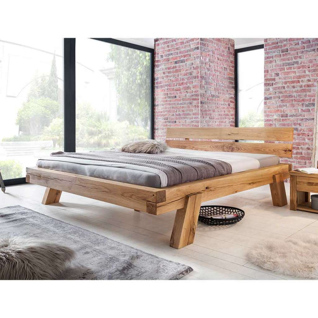 Balkenbett aus Wildeiche Massivholz modern