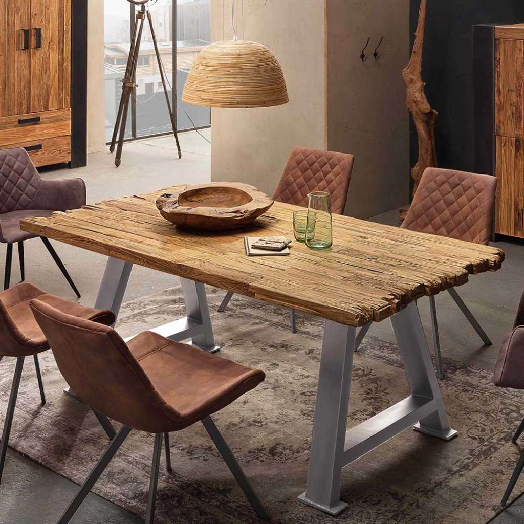 Loft Esstisch aus Recyclingholz und Metall naturbelassen