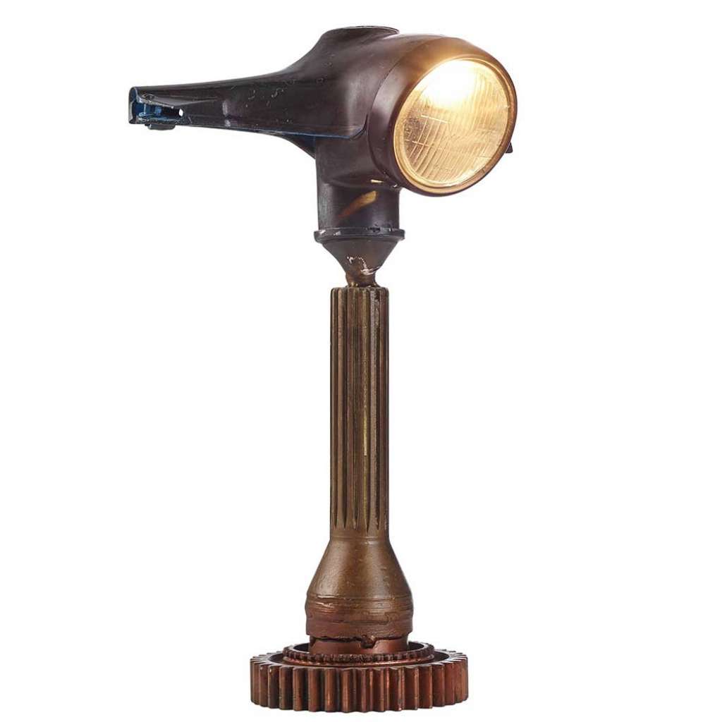 Tischlampe in Kupferfarben Motorrad Stil