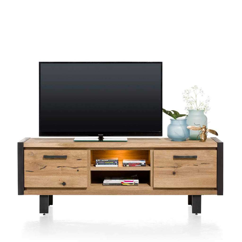 TV Lowboard Wildeiche furniert LED Beleuchtung
